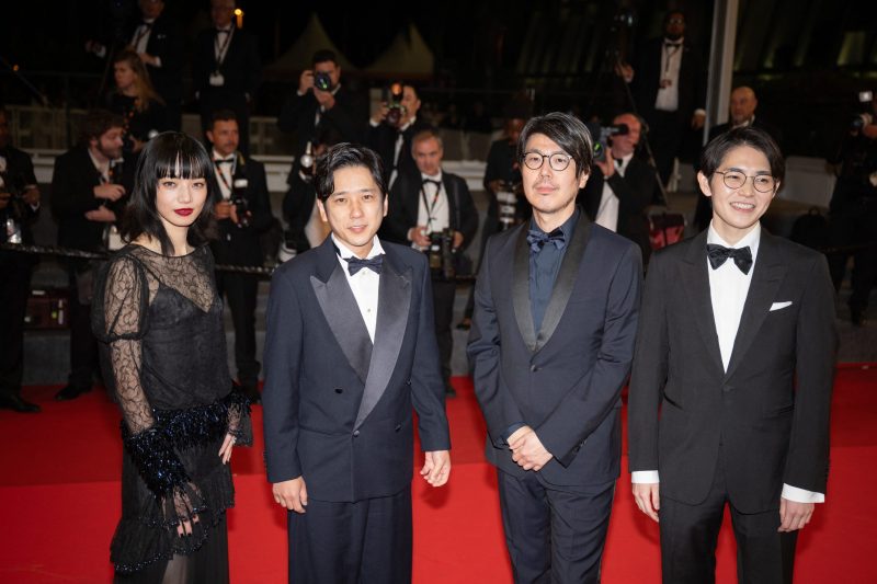 第７８回カンヌ国際映画祭「８番出口」レッドカーペット