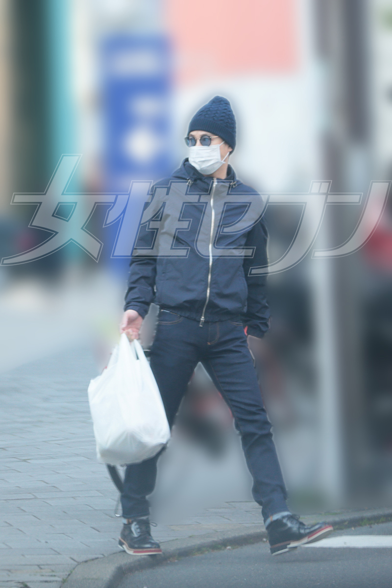 買い物帰りの中居（2020年4月）