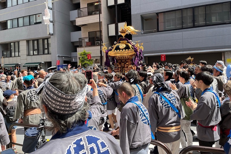 オバ記者