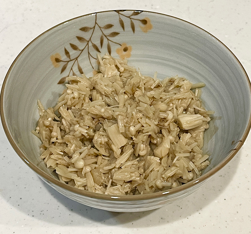 えのきたけご飯（撮影／mako）