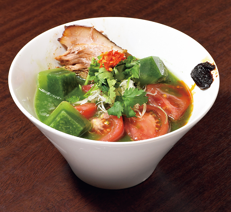 緑の冷やし麻辣麺／1190円