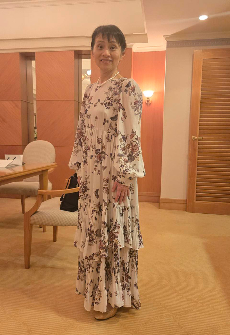 議論が巻き起こった石破佳子さんのワンピース姿（石破首相のXより）