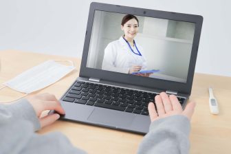 《病院も薬局も自宅で完結》注目集まる「オンライン診療」のメリット「人に知られたくない病気も…