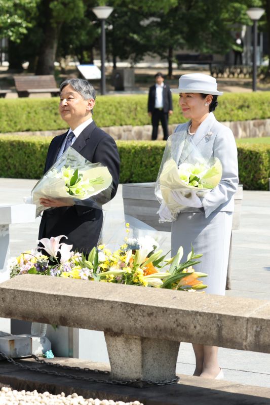 平和記念公園では記念碑に献花された。（2025年6月、写真／JMPA）