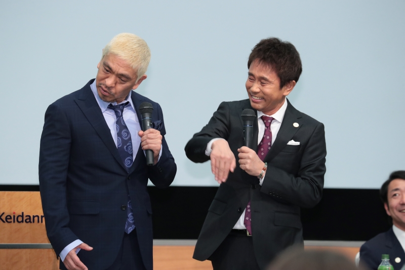 手首のスナップが効いている