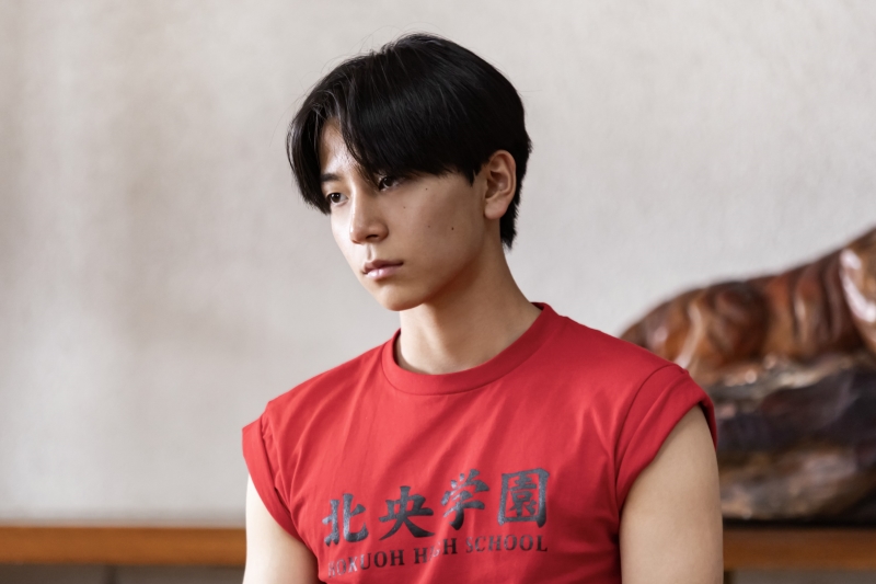 北央学園でも一人だけ肩を出すスタイル