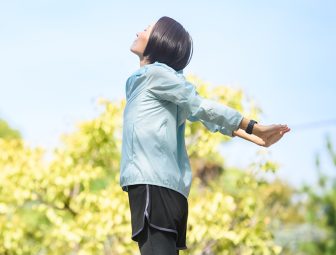名医10人が毎日本当にやっている【朝と夜の健康ルーティン】「朝のにんじんジュース」「朝食べる…