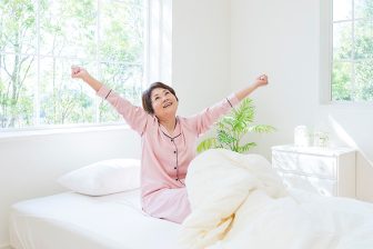 【血管年齢の若返り術】運動も薬もいらない！いますぐやるべき生活習慣改善術「お酢を摂る」「短い昼寝」「1日2食」「血管ほぐし」を医師が解説