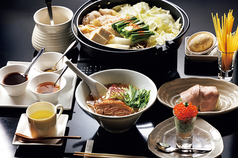 「最高級和牛炙り味噌もつ鍋コース」（9800円）