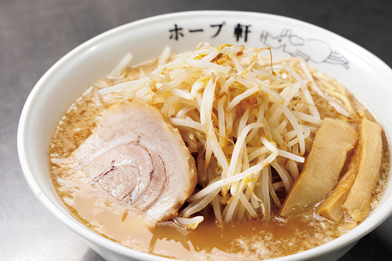 「モヤシラーメン（背脂少なめ）」（1150円）