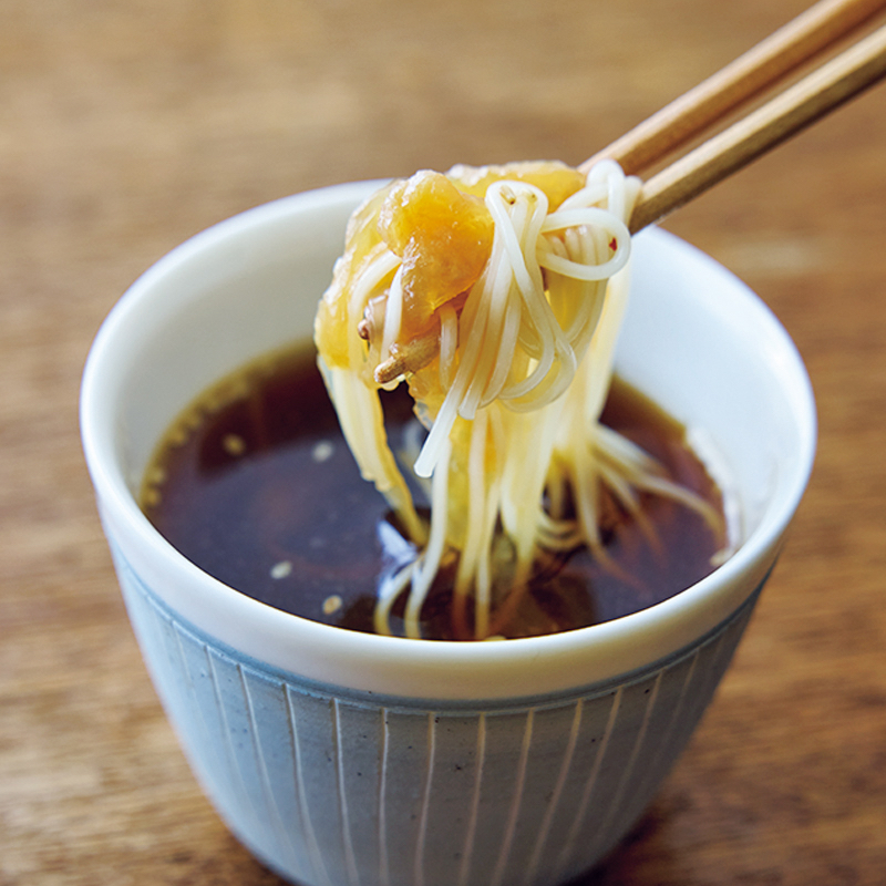 「めんつゆ＋中華クラゲ」