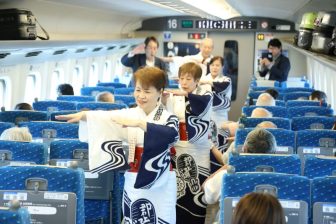 《注目の「徹夜おどり」もいよいよ》初の試み！東海道新幹線のぞみで郡上おどりを披露「参加する…
