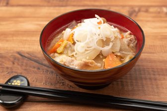 《骨密度低下を予防》丈夫な骨を作るための栄養素がバランスよく摂れる “強骨みそ汁”レシピ15