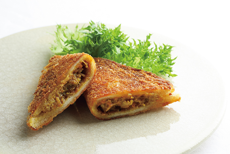 「食パンでカレーパン風」