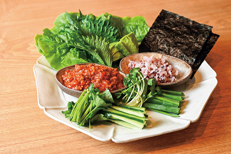 「キーマカレーの手巻き」