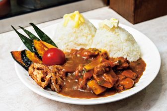 《名店の料理人たちがこっそり教える》市販のルーで！ 鶏肉で作る“ひと味違う”カレーレシピ3つ＆翌日アレンジ