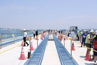 《リニア中央新幹線で”いちばん長い橋”初公開》全長754.2mの「釜無川橋りょう」工事現場に潜入!