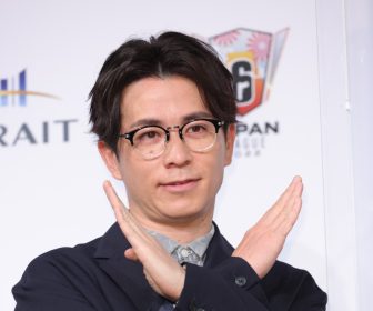 《初2ショット写真》藤森慎吾「15才年下の美人妻」は超人気リアリティ番組の「ミヅキ」だった「チャラさとは無縁の店」でラブラブデート