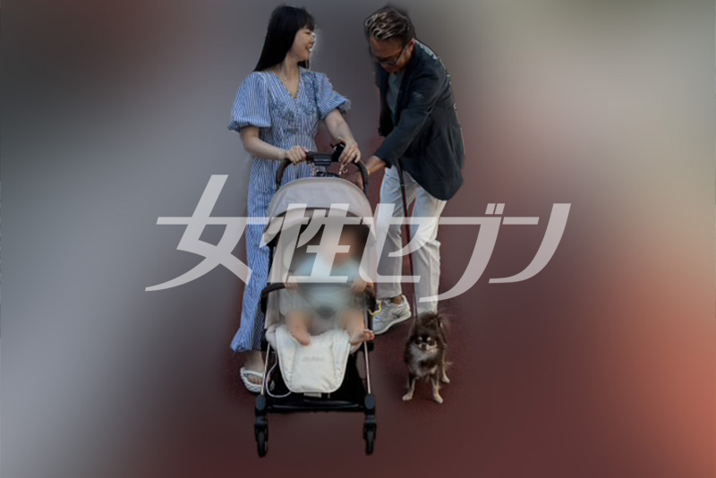 松下さんに声をかける場面も（2025年8月）