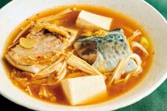《煮物からスープまで10分あれば完成》「しょうがあんかけ風」や「コチュジャン煮」などレンチンだけの魚の切り身レシピ5つ