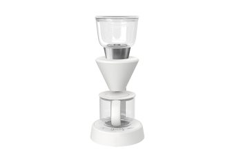 プロが淹れたような深い味わいを実現する「EPEIOS」のコーヒーメーカー　注湯の量・速度・温度・…