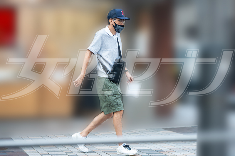 ラフな服装の石橋（2025年8月）
