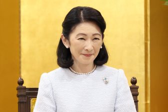 悠仁さまの成年式で浮かび上がる、秋篠宮家の“特別待遇”　「皇嗣家として厚遇を享受しながら、宮家としての自由な立場を手放さない」と疑問視する声も 