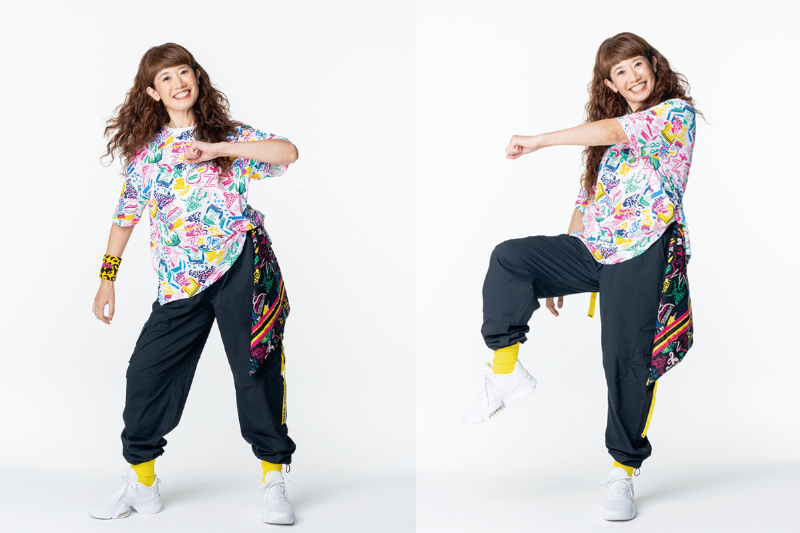 踊る女性