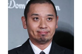 《松本人志のコスプレがタブーか》フジテレビ『酒のツマミになる話』が急遽差し替え「千鳥・大悟さんが可哀想」