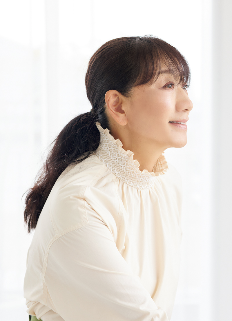『reShine2025年秋号』に登場した藤原美智子さん