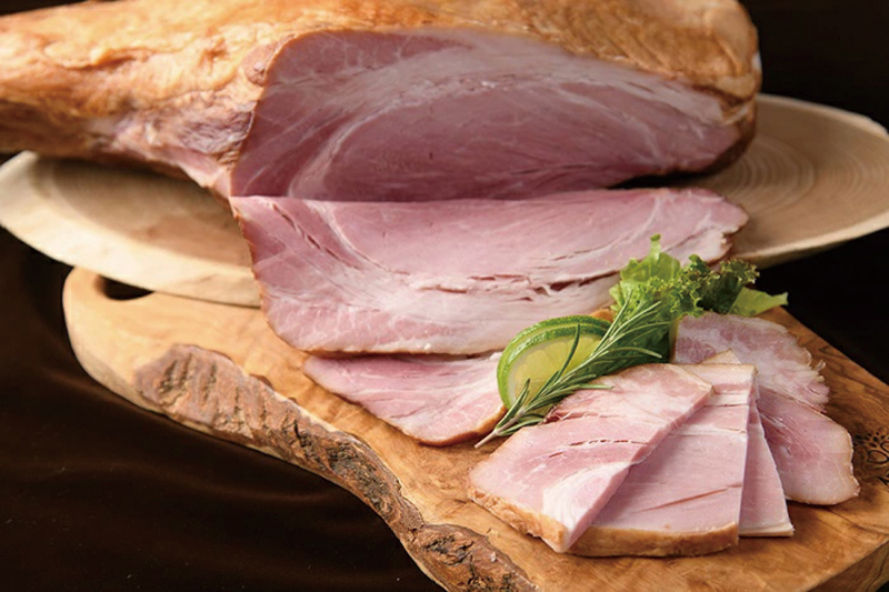 「北海道十勝骨付きハム 3.8kg」