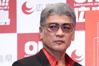 【吉川晃司、自伝が突然の刊行中止】異例の事態の背後で起きていた個人事務所の“異変” 20年以上…