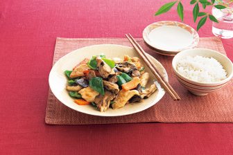 《かさましで節約＆ヘルシー》きのこが主役の主菜＆主食レシピ「ごまみそ炒め」「生姜焼き」「クリームパスタ」など5つ