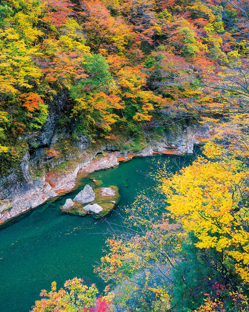 秋田県の「抱返り渓谷」