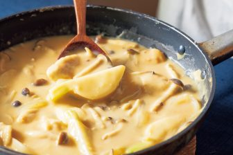 《腸内環境の改善に》豆乳を簡単調理で手軽に味わう！あったか汁もの・スープレシピ7つ