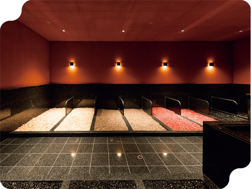 アロマ香る岩盤浴は全6房