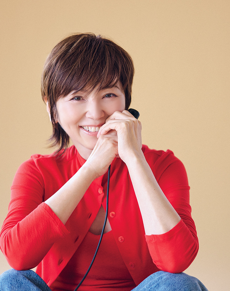 『reShine2025年秋号』に登場した渡辺満里奈さん