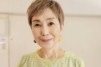 手塚理美「人生を物語るシワって美しい。将来はかわいいおばあちゃんになりたい」お気に入りのプ…