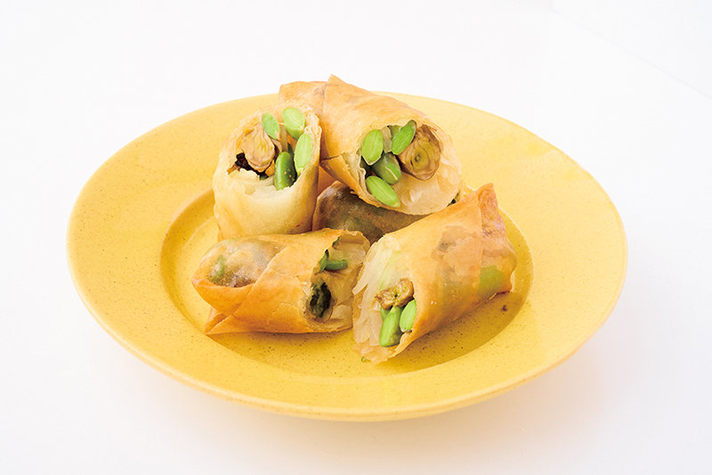 「かきのオイル漬け缶×玉ねぎ×枝豆の春巻き」