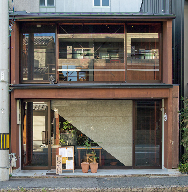 「Tandoori & Curry aBu」