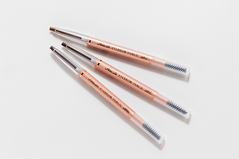 パラドゥ アイブロウペンシルN BR1、BR2、GY1 各770円／パラドゥ