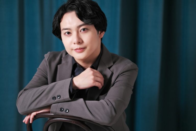 《大河ドラマ『べらぼう』に出演》”ついに見つかってしまった” 所作の美しさと演技力で話題に!万次郎を演じた歌舞伎役者・中村莟玉 (1/1 ...