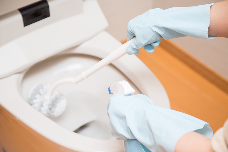 「朝の掃除で体を動かせばスッキリして、気分よく一日をスタートできる効果が」（柴さん）