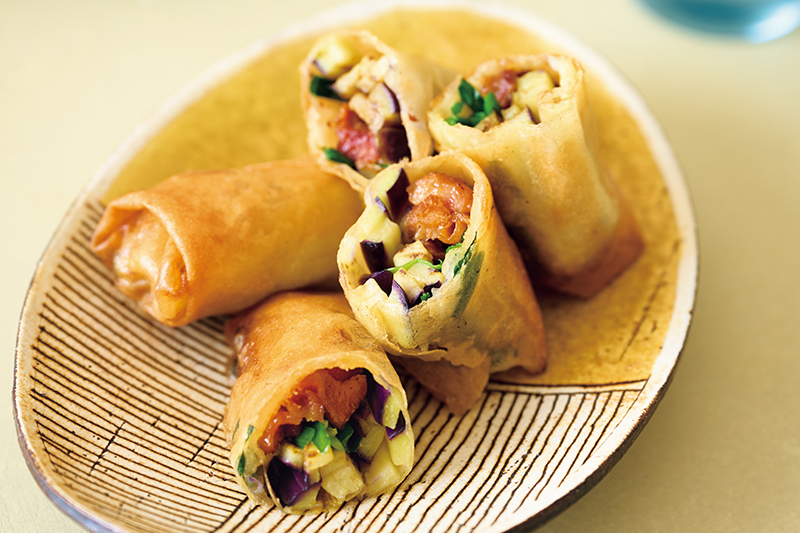 「焼き鳥缶×なす×にらの春巻き」