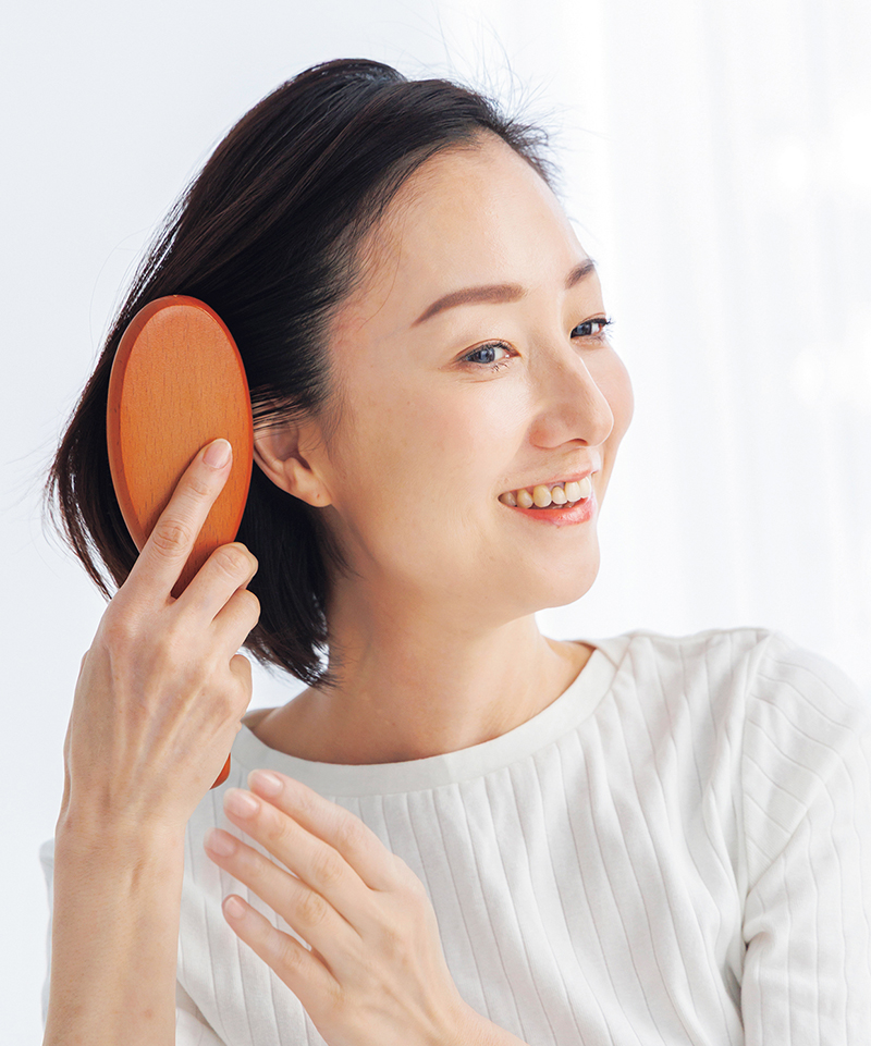 ブラシは頭皮にやさしく肌あたりがよいものをチョイス