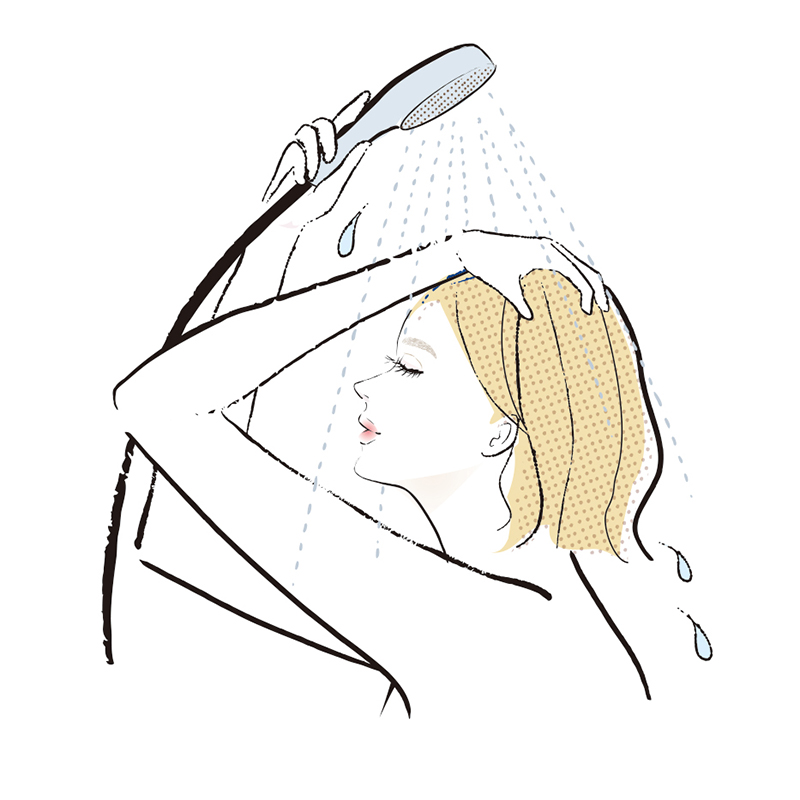 シャンプー前の予洗いで汚れをしっかり落とし、洗いすぎを防止