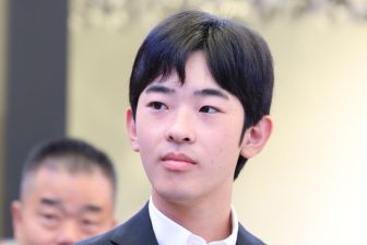 《おしゃれ上級者ブランドだった》悠仁さまが愛用する「全米シェアNo.1バッグ」無骨なデザインで2万円超え