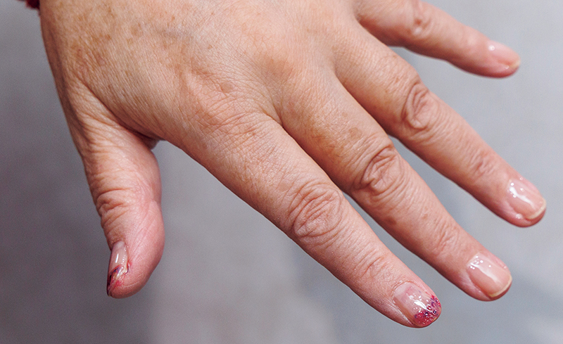 ネイルが完成！（撮影／玉井幹郎）