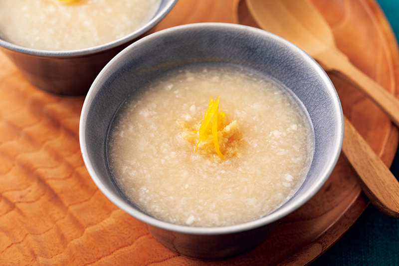 「れんこんのすりおろし塩麹スープ」