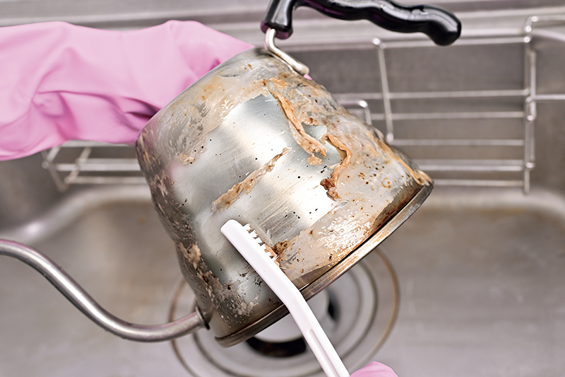 塗って放置するだけでコゲがベロン！